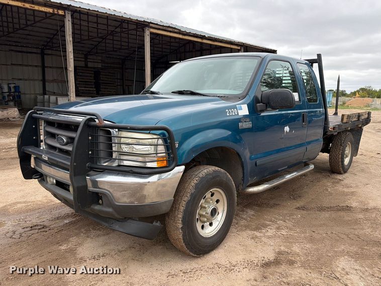 2002 Ford F250 XLT Ext. Cab bale bed pickup truck - FK3737