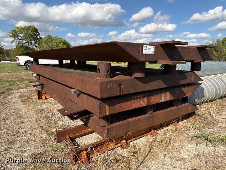 (2) sets of trench boxes - FK3787