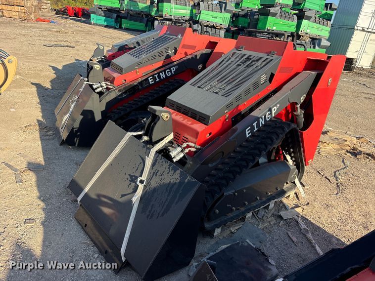 Erie SCL850 compact utility loader - ES8339