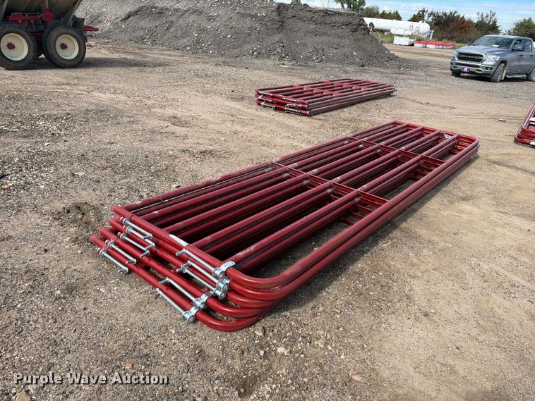 (5) 16' livestock gates - EX1518