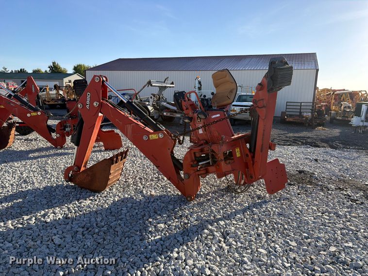 2015 Ditch Witch A920 backhoe attachment - EX4635
