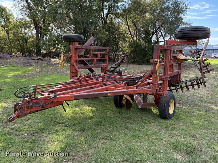 Sunflower 78J-19 sweep plow - FB8996