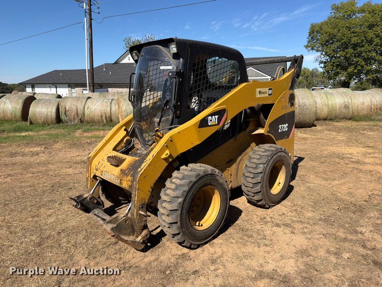 2010 Caterpillar 272C skid steer loader - FU1177