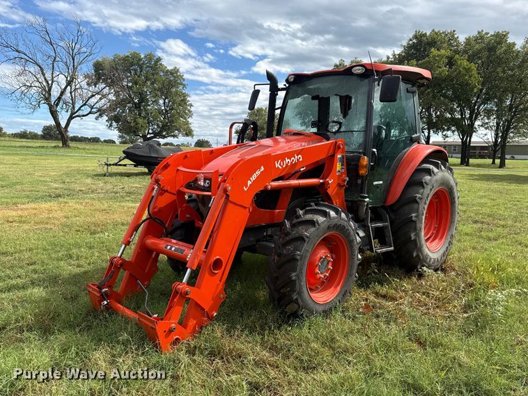 2025 Kubota M5-111D MFWD tractor - FV2013