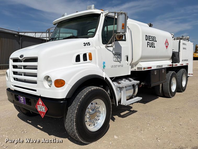 2005 Sterling L7500 Series fuel / lube truck - FN3518