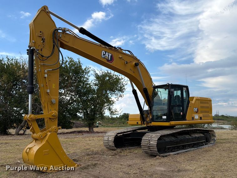 2023 Caterpillar 330 TC excavator - FN3532