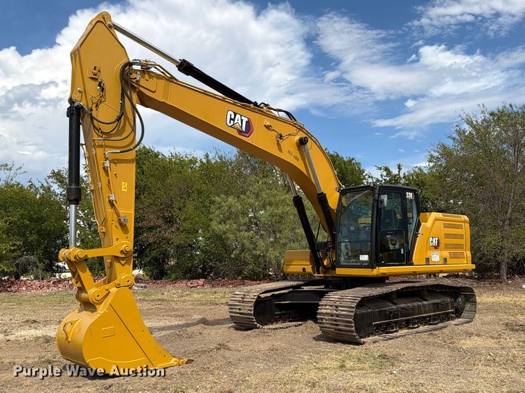 2022 Caterpillar 330 TC excavator - FN3547