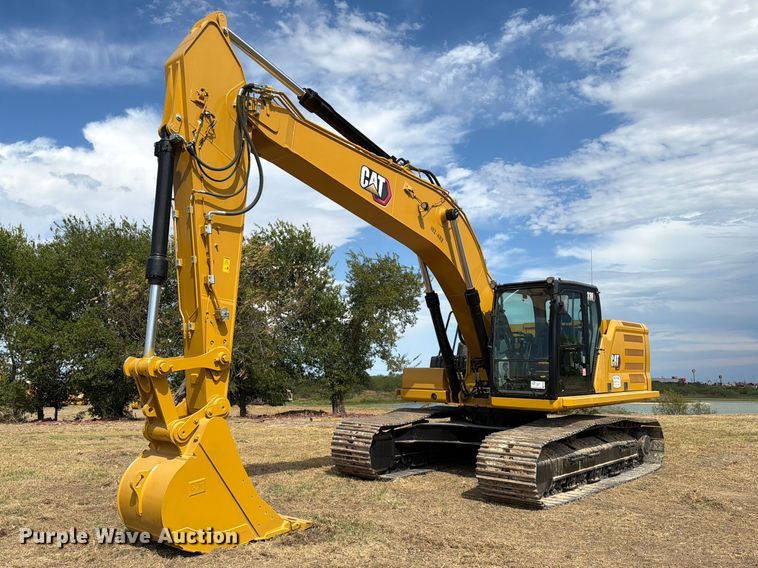 2022 Caterpillar 330 TC excavator - FN3550