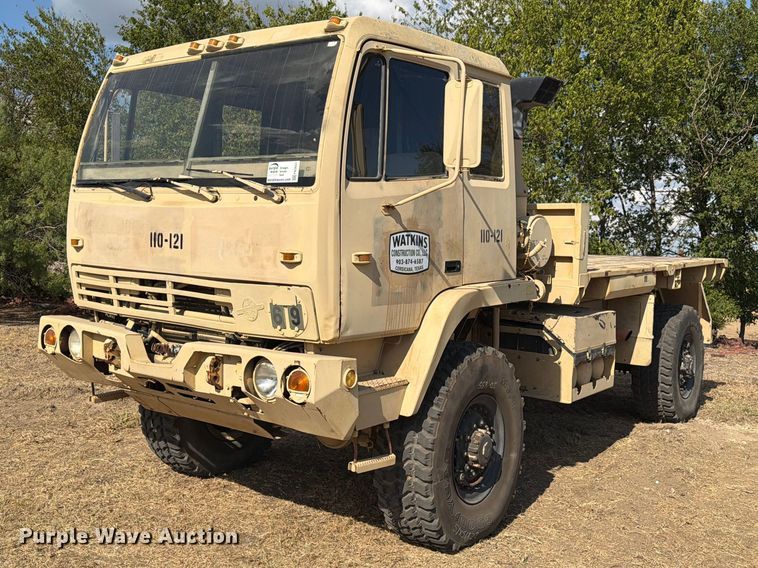 1997 Stewart & Stevenson 4X4 flatbed truck - FN3651