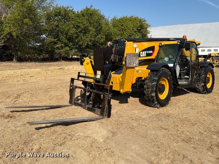 2016 Caterpillar TL1055D telehandler - FN3666