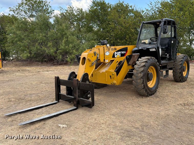2012 Caterpillar TH514 telehandler - FN3674