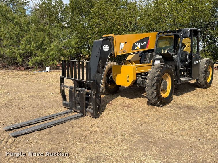 2012 Caterpillar TL943C telehandler - FN3677