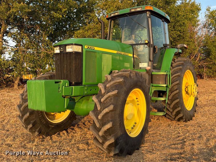 2002 John Deere 7710 MFWD tractor - FN3708