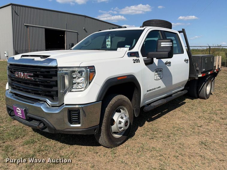 2021 GMC Sierra 3500 4X4 Crew Cab flatbed pickup truck - FN3744