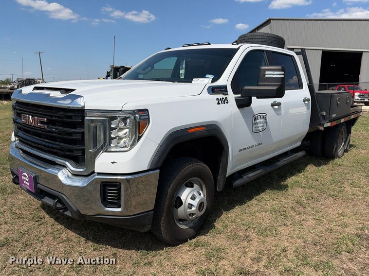 2021 GMC Sierra 3500 4X4 Crew Cab flatbed pickup truck - FN3745