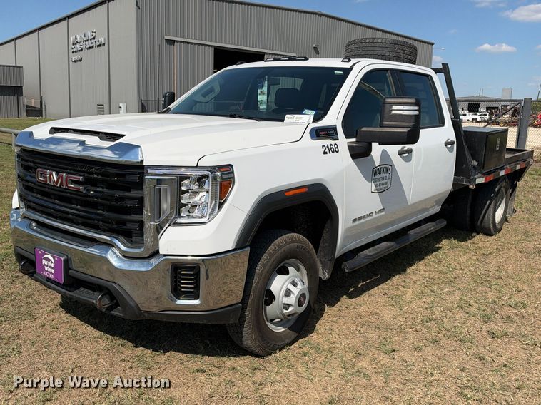 2021 GMC Sierra 3500 4X4 Crew Cab flatbed pickup truck - FN3748