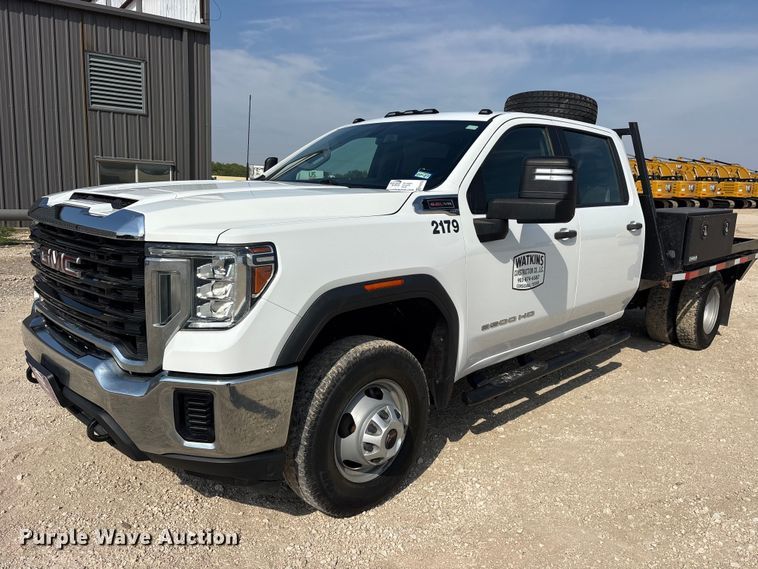 2021 GMC Sierra 3500 Crew Cab flatbed pickup truck - FN3752