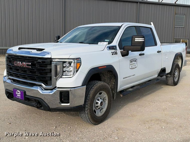 2021 GMC Sierra 2500 4X4 Crew Can pickup truck - FN3767