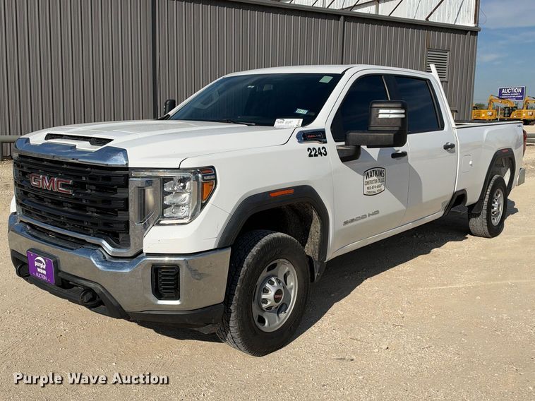 2022 GMC Sierra 2500 4X4 Crew Cab pickup truck - FN3791
