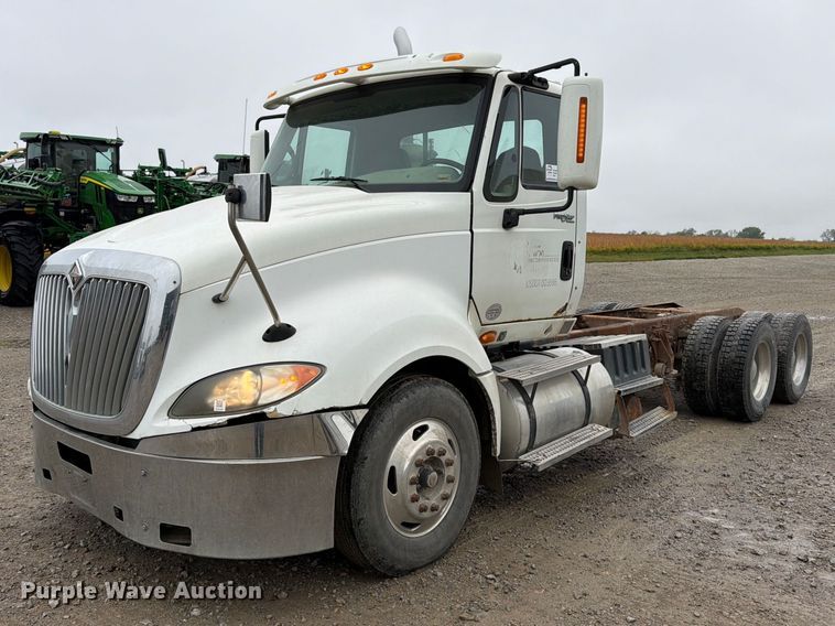 2011 International LF627 semi truck - DT3069