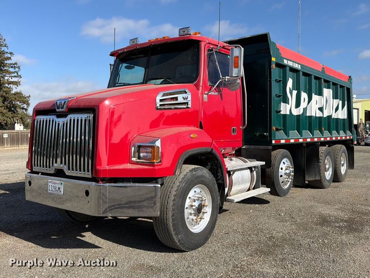 2013 Western Star 4700 dump truck - EA0031