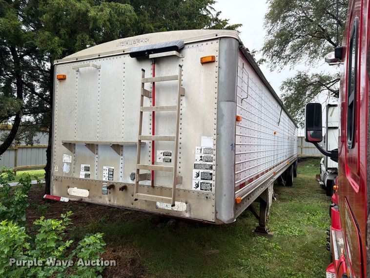 1997 Wilson grain trailer - EI7822