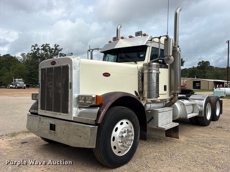 2007 Peterbilt 379 semi truck - ES8292