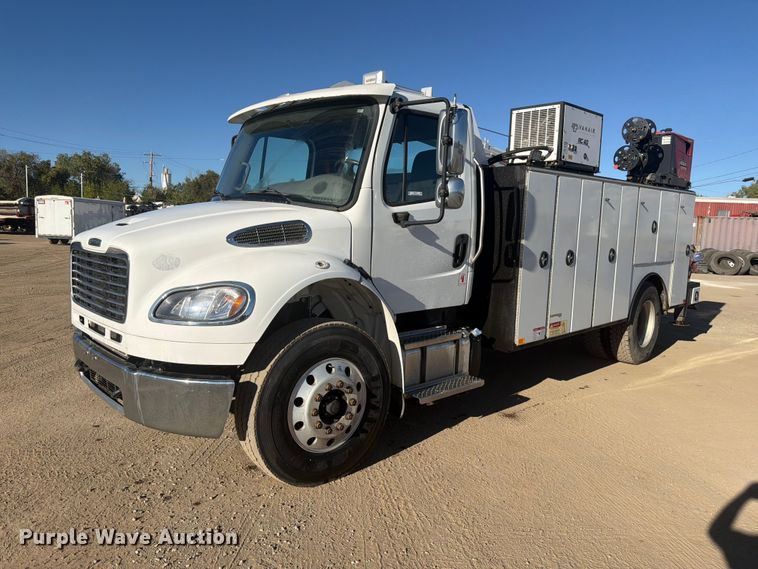 2016 Freightliner Business Class M2 utility / service truck - EW2317
