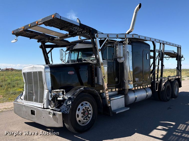 2003 Peterbilt 379 car carrier truck - FI2052