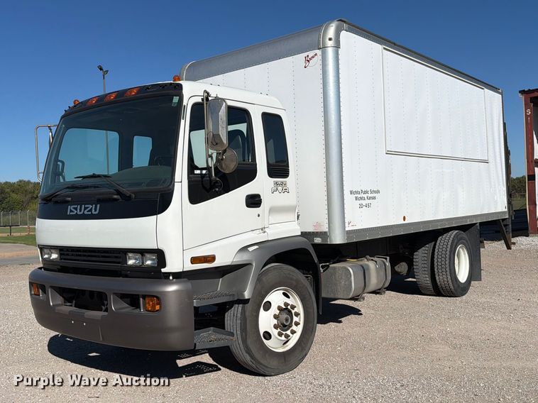 2009 Isuzu FTR box truck - EP7924