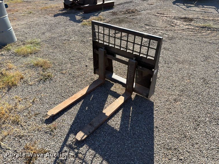 Bobcat compact utility loader forks - EW7513