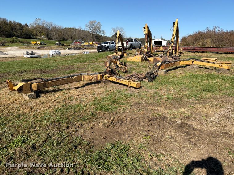 (3) Side boom mower arms - EX1094