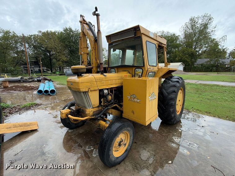 Ford tractor - EX2458