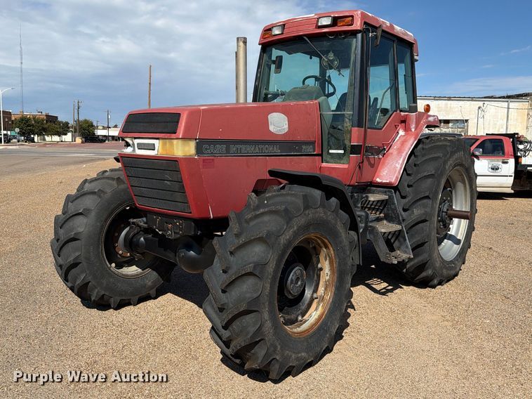 1990 Case International 7120 MFWD tractor - FC0052