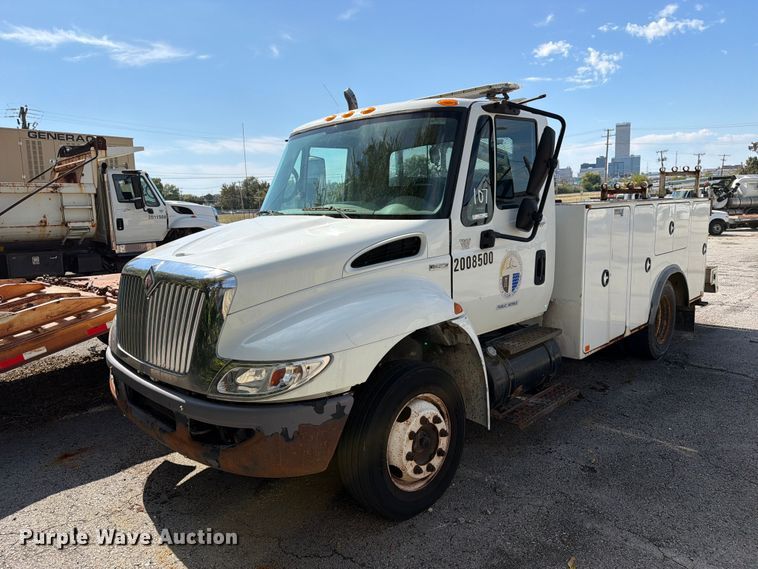2008 International DuraStar 4300 utility / service truck - FU5026