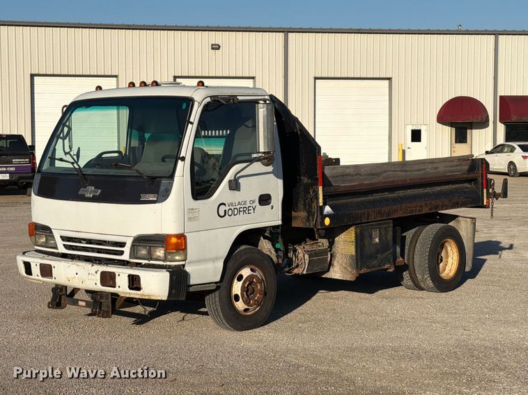1999 Chevrolet W4 dump truck - FU8502