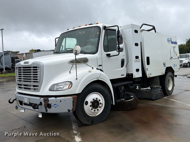 2020 Freightliner Business Class M2 street sweeper truck - NF9537