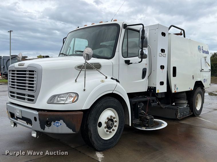 2020 Freightliner Business Class M2 street sweeper truck - NF9540