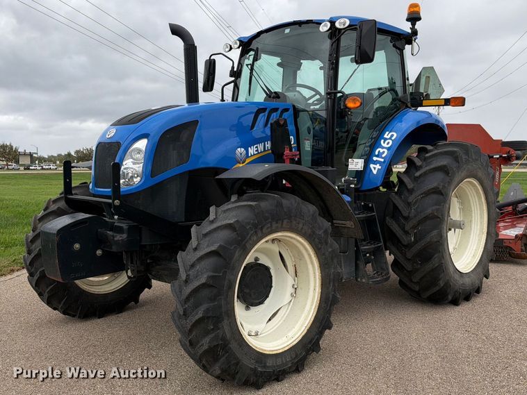2020 New Holland TS6.110 MFWD tractor - FH6471
