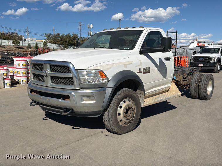 2017 RAM 5500 truck cab and chassis - ED0070
