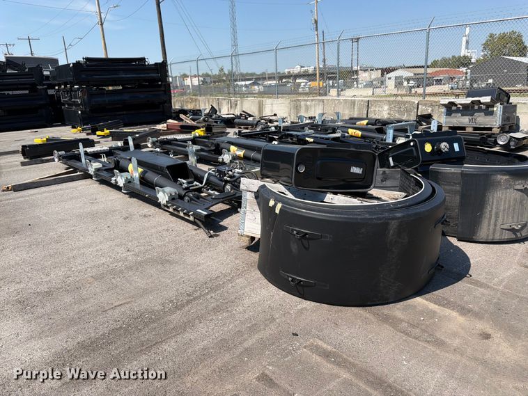 2020 Hyva 31-185-S hooklift bed - EW5029