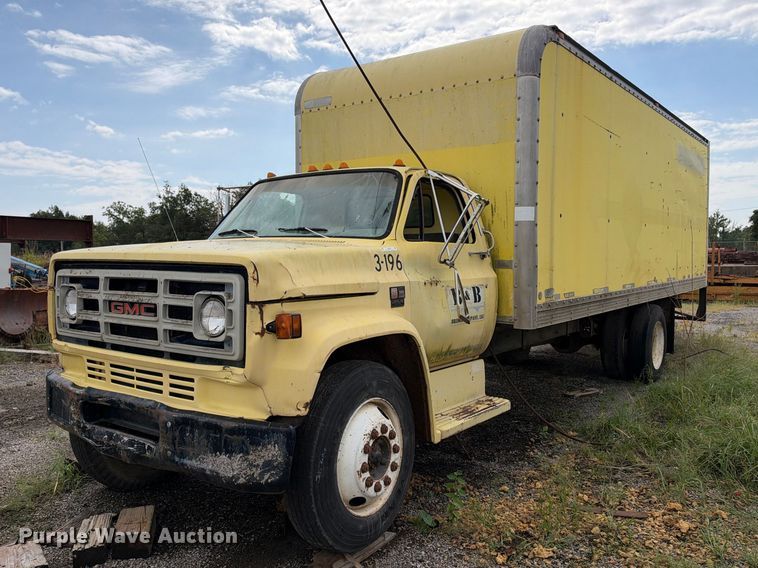 1986 GMC 7000 box truck - EX2307