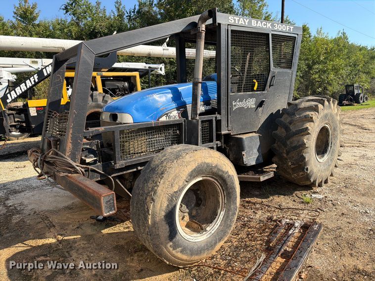 New Holland TB120 tractor - DT2957
