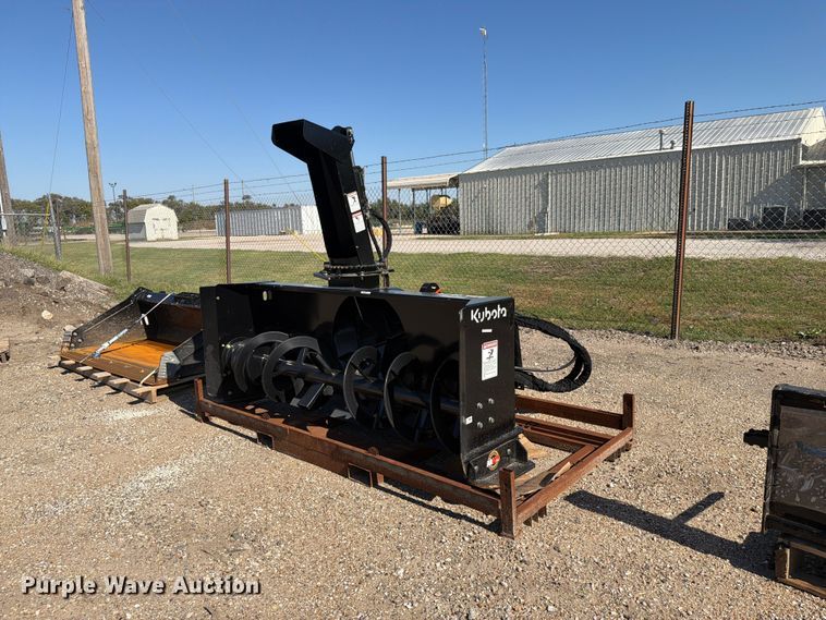 Kubota SBL2574 skid steer snow blower - EI7864