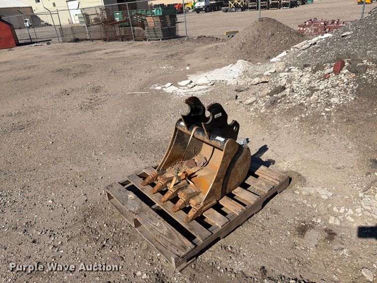 Mini excavator bucket - EI7866