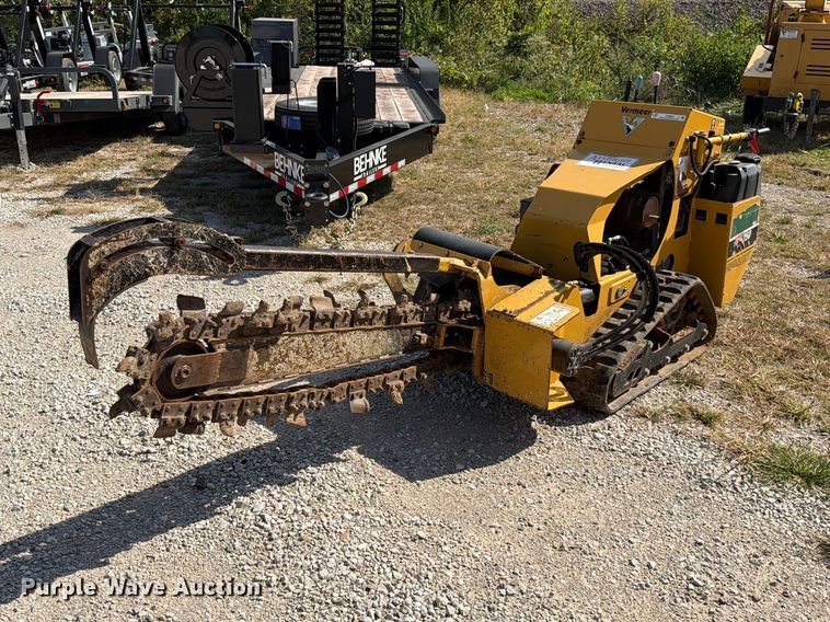 2017 Vermeer RTX250 walk-behind trencher - EO8803