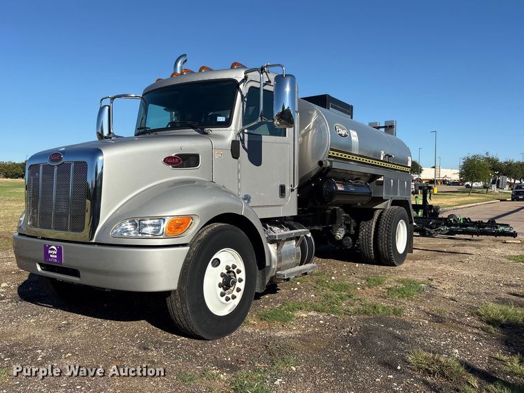 2020 Peterbilt 337 oil distributor truck - ES8118