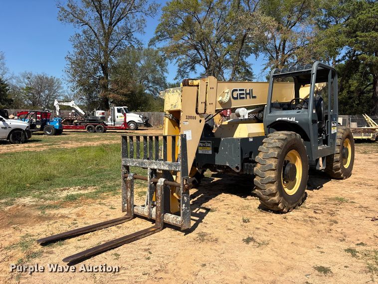 2017 Gehl RS6-42 telehandler - ES8237