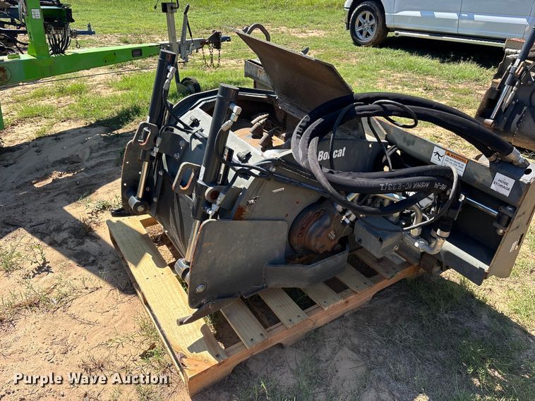 2020 Bobcat 24PLA skid steer cold planer - ES8250