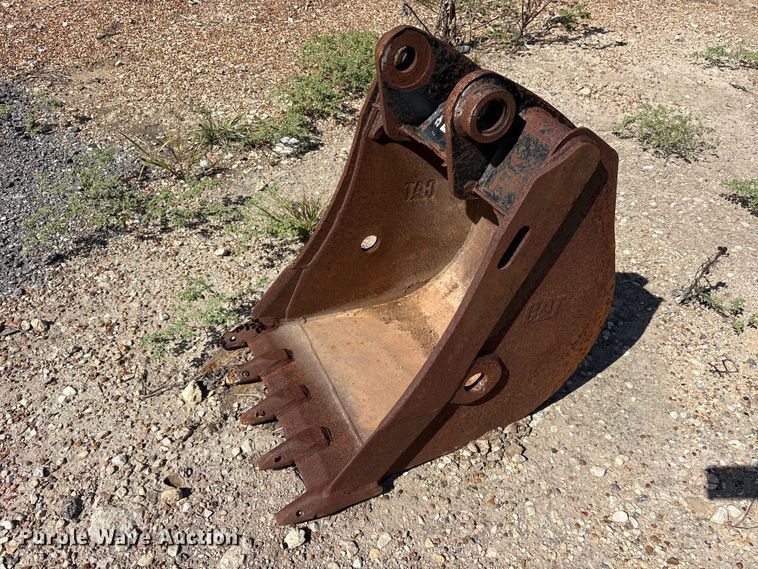 Caterpillar backhoe bucket - ES8305